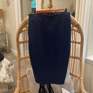 David Lerner size S stretchy navy pencil skirt